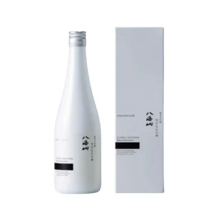 Hakkaisan Junmai Daiginjo Yuki no Naka no Sake 720ml bottle wholesale restaurant supply #14754