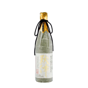 Tatsuriki Akitsu Junmai Daiginjo sake 720ml bottle wholesale restaurant supply #14884